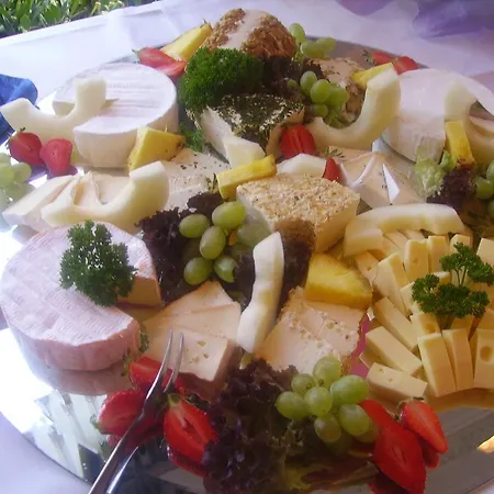 Отель Zur Erholung *