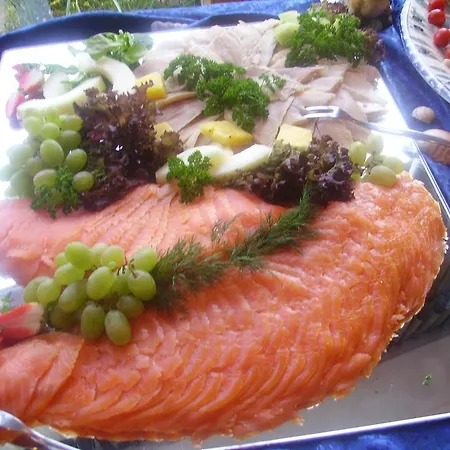 Отель Zur Erholung Brochthausen