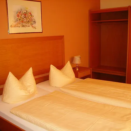 Отель Zur Erholung